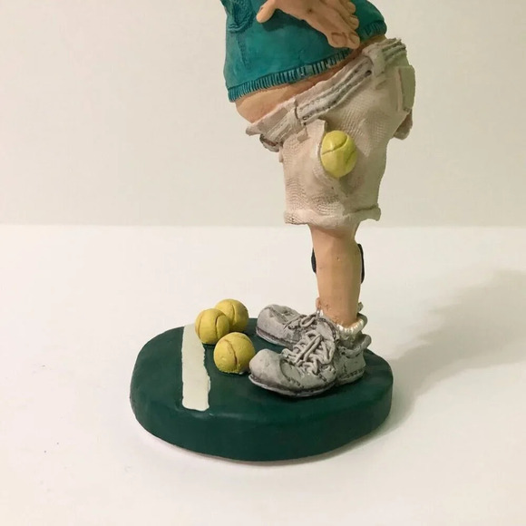 Doug Harris Tennis Player Causing A Racket Russ Berrie Statue - Picture 13 of 16